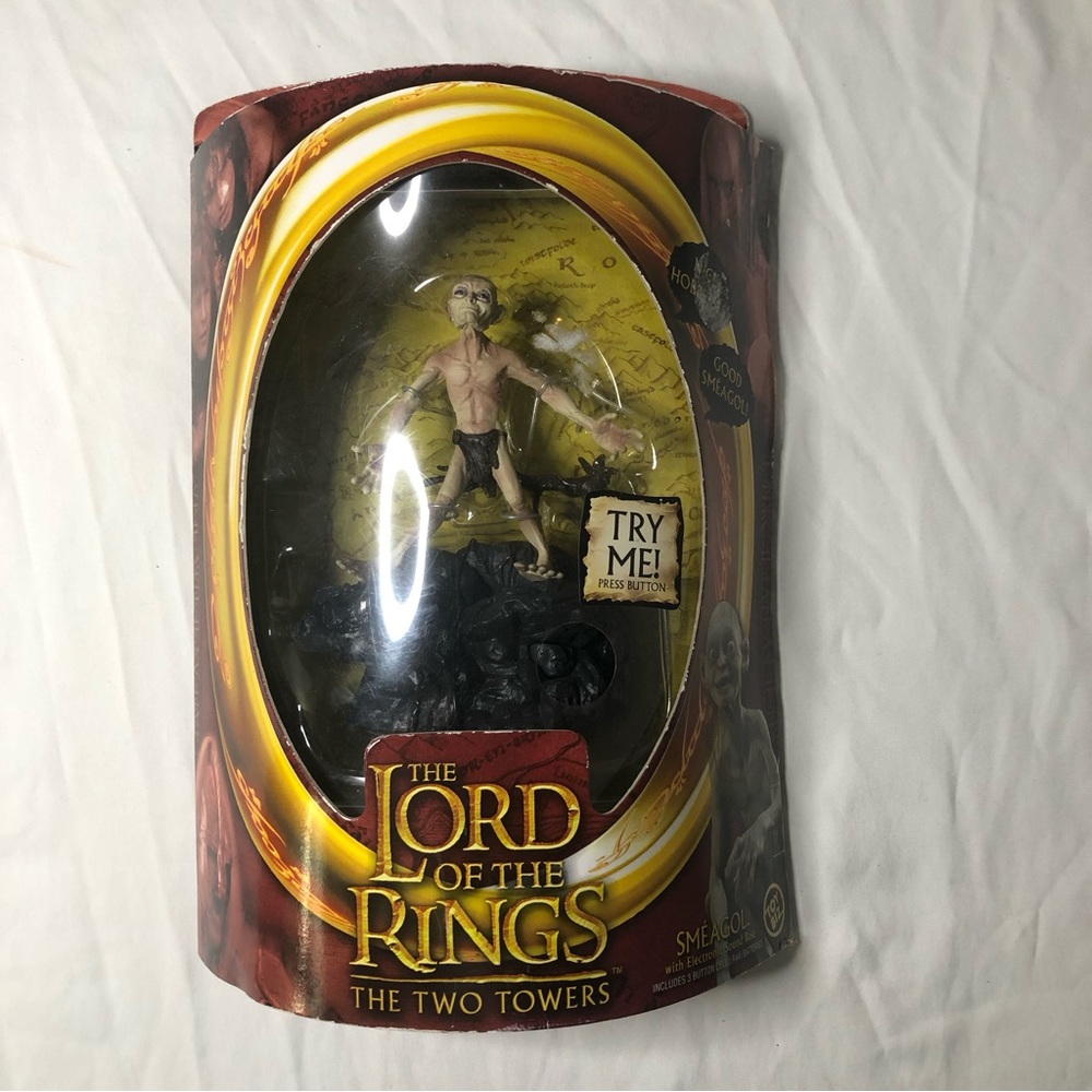 The Lord of the Rings The Two Towers Smeagol 6" in Figure Says two Phrases 2002